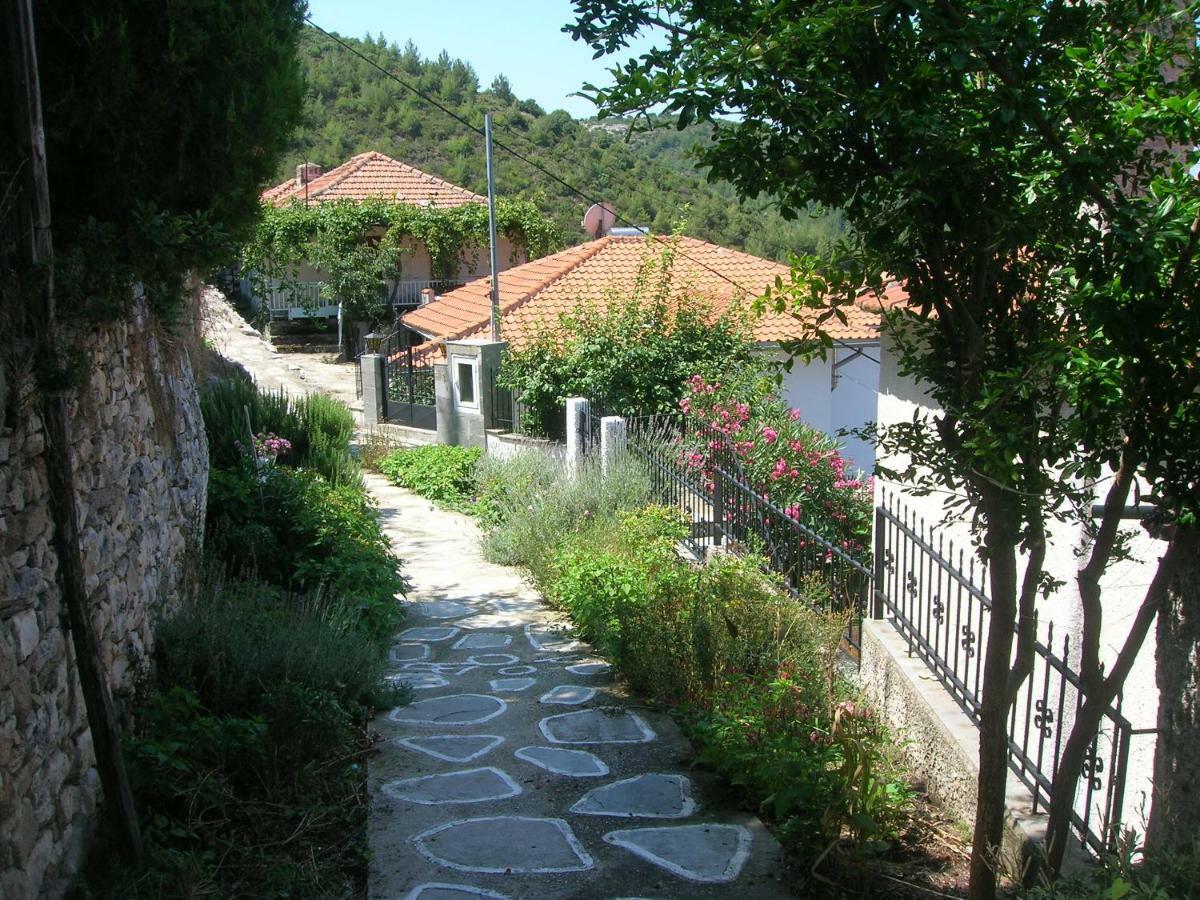 Athina'S House Guest House Skala Sotiros Luaran gambar